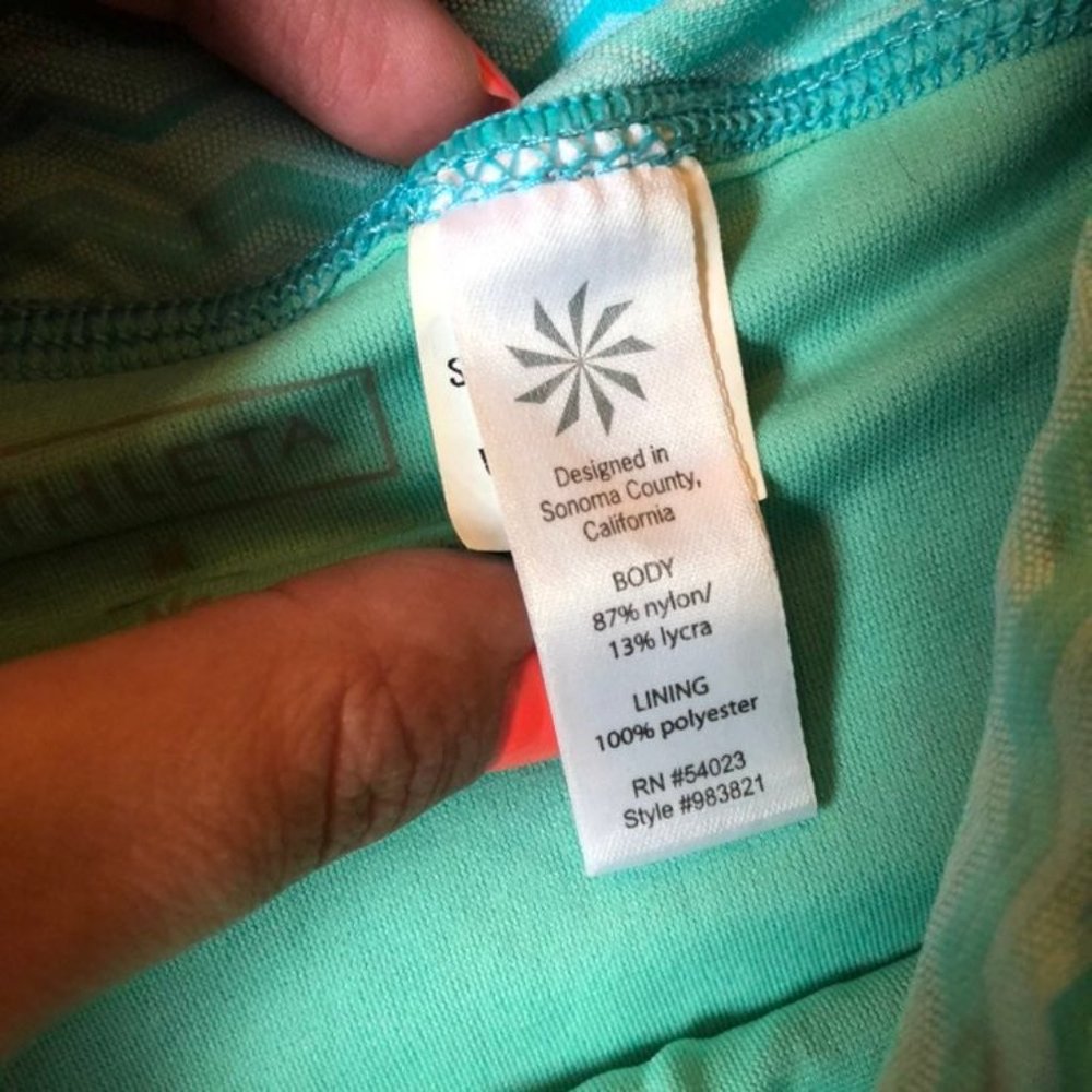Athleta ripple swim skort size medium - Picture 6 of 7